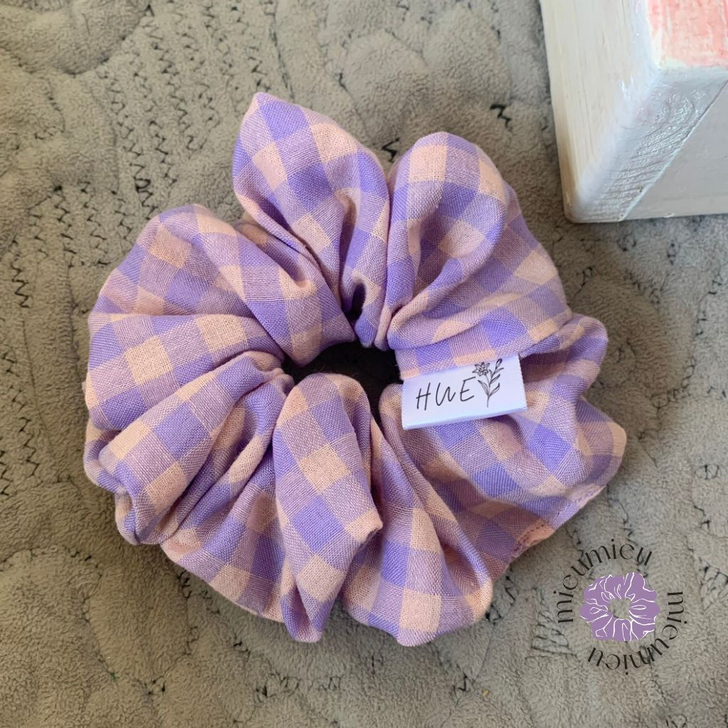 Cột tóc scrunchies handmade hoạ tiết tone tím pastel xinh xắn S1030