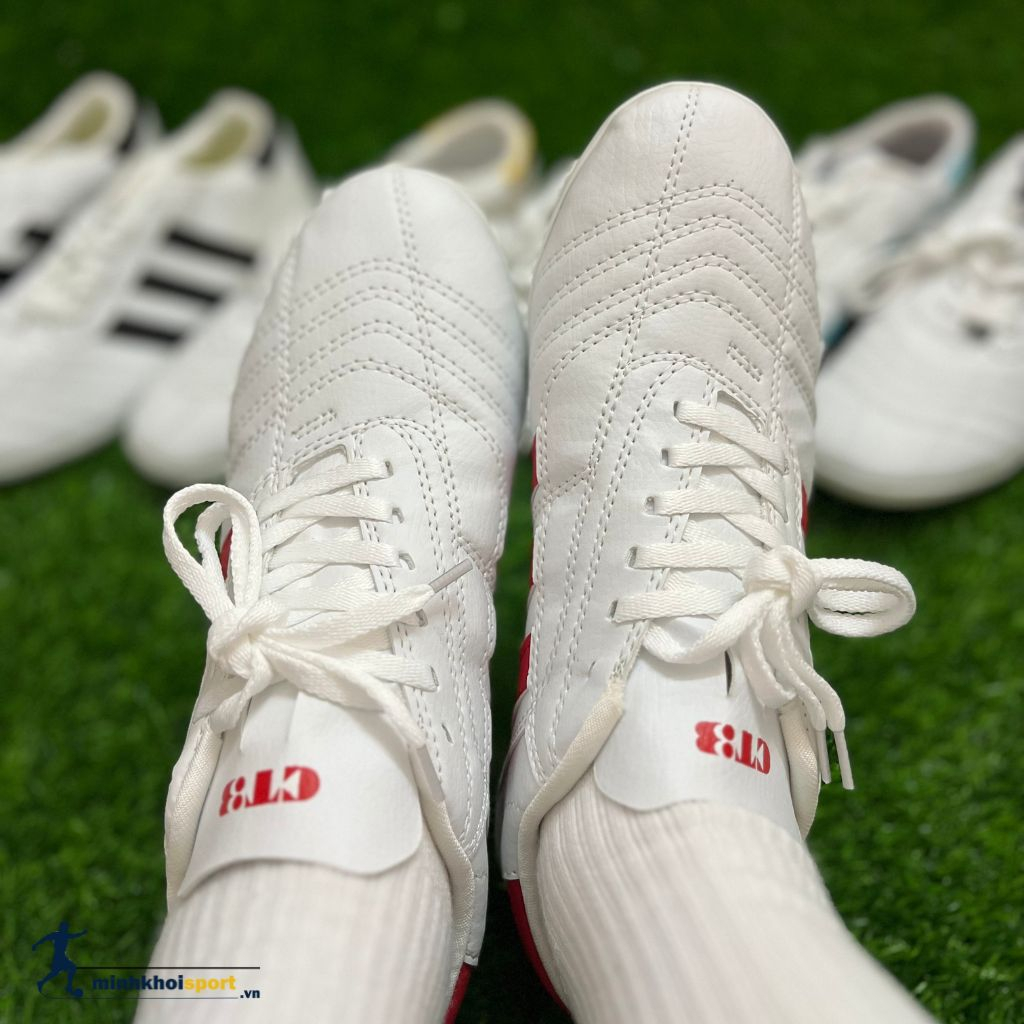 Giày Đá Bóng CT3 đã khâu đế full 100%, Giày 3 Sọc Ct3 Cam kết chính hãng chuẩn Cường Trắng