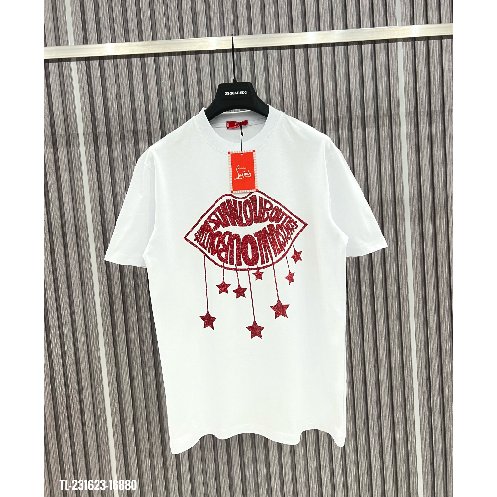 Áo Thun Nam Louboutin Siêu Cấp In Kim Tuyến Đôi Môi Màu Đỏ. Áo Phông Nam Nữ Unisex Chất Liệu Cotton Hot Trend 2023