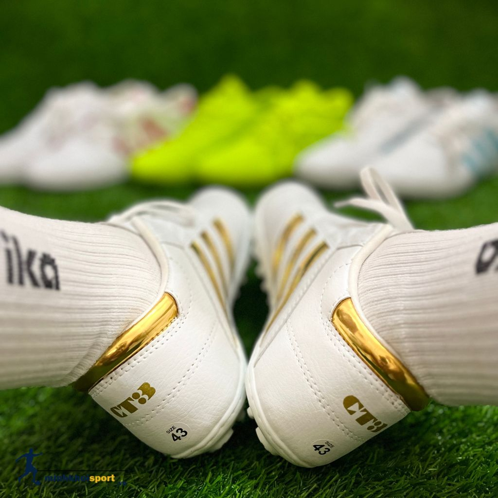 Giày Đá Bóng CT3 đã khâu đế full 100%, Giày 3 Sọc Ct3 Cam kết chính hãng chuẩn Cường Trắng