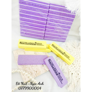 Dũa cục mịn trung quốc là loại dũa thông dụng dùng để chà mịn móng tay và chân làm nail bịch gồm 20 cục dũa