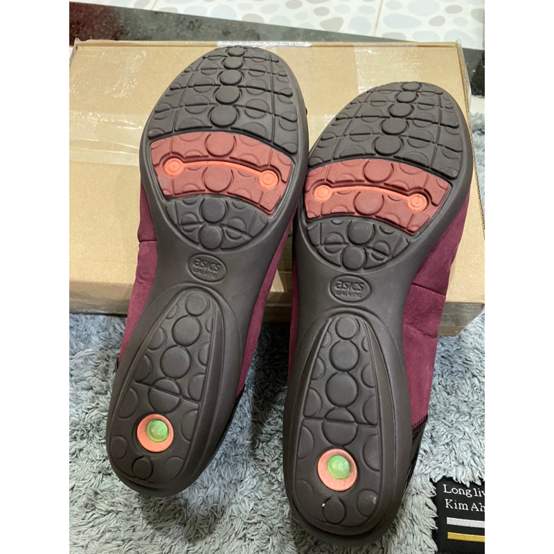 Thanh lý Giày búp bê nữ hiệu ASICS size 25EE