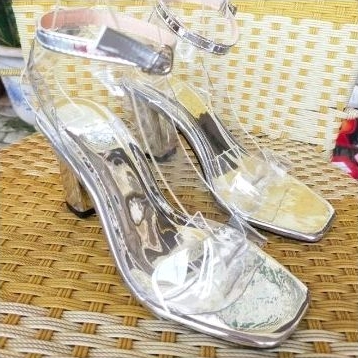 Sandal cao gót quai trong đế 7cm