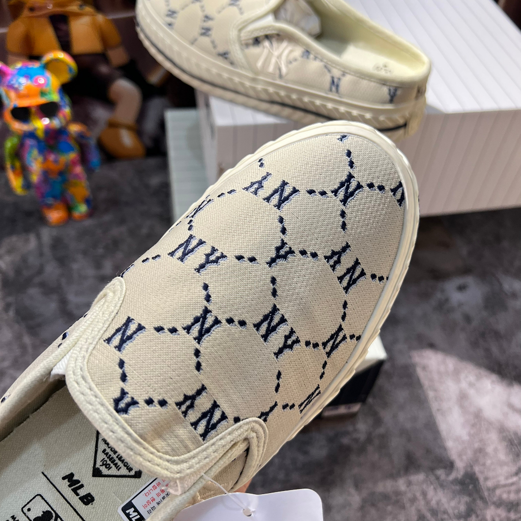 Dép Sục MLB Mùa Hè Nâu Slip On Dia Monogram New York Beige