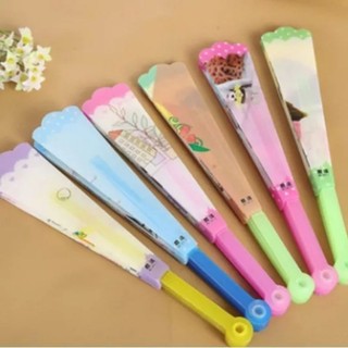 Quạt Nhựa xòe Cầm Tay Cute Nhiều mẫu_ quạt đồ chơi