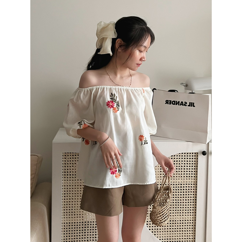 Áo Trần Vai Thêu Hoa Màu Nude Hàn Quốc, Dáng Basic, Freesize Dưới 60Kg, Hàng Shop