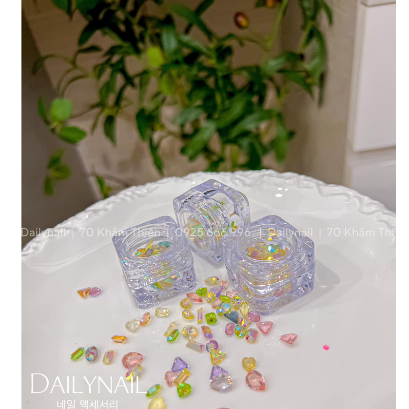 Đá thủy tinh hũ mix đính móng Daily Nail