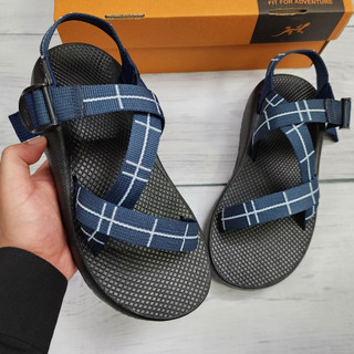 Xăng đan chaco đế thơm cao cấp, dép chaco mã xanh chỉ trắng tg37, full box bh 12 tháng