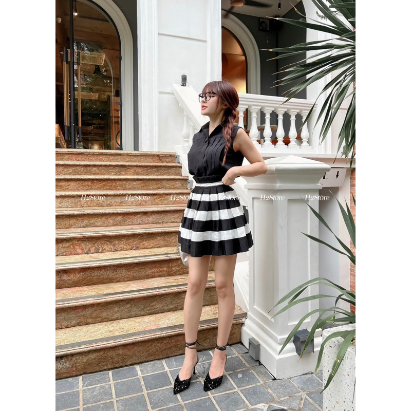 SÉT ÁO SÁT NÁCH + CHÂN VÁY SỌC - QA04316