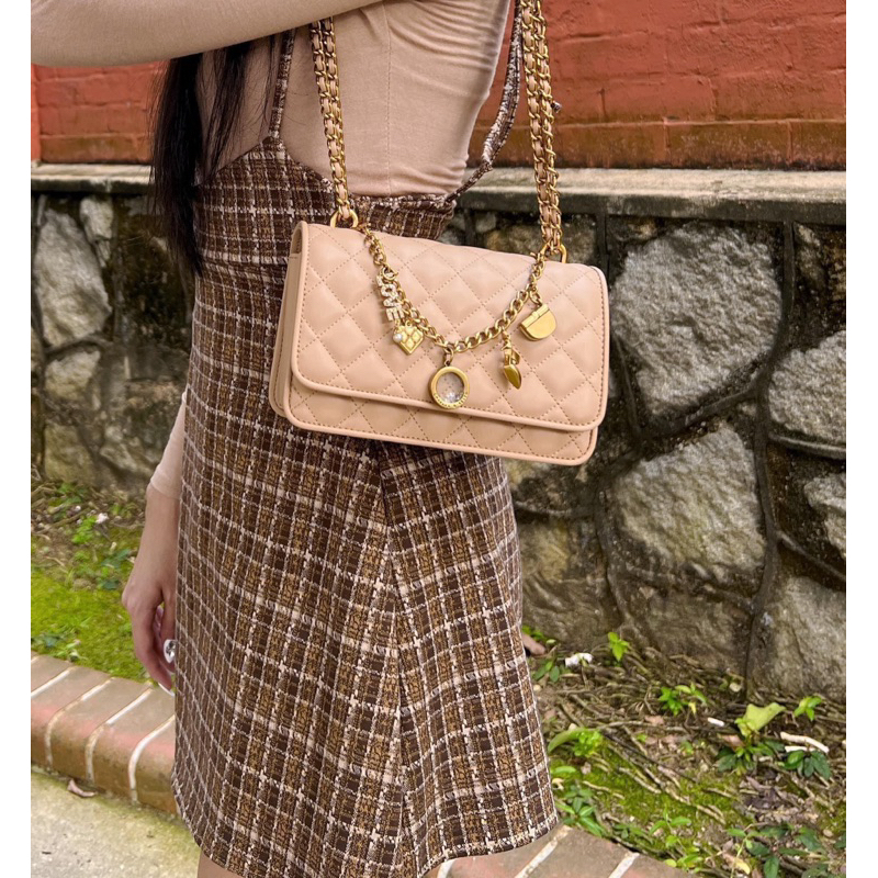 Order - Clutch chần bông đính đá quyến rũ CK2