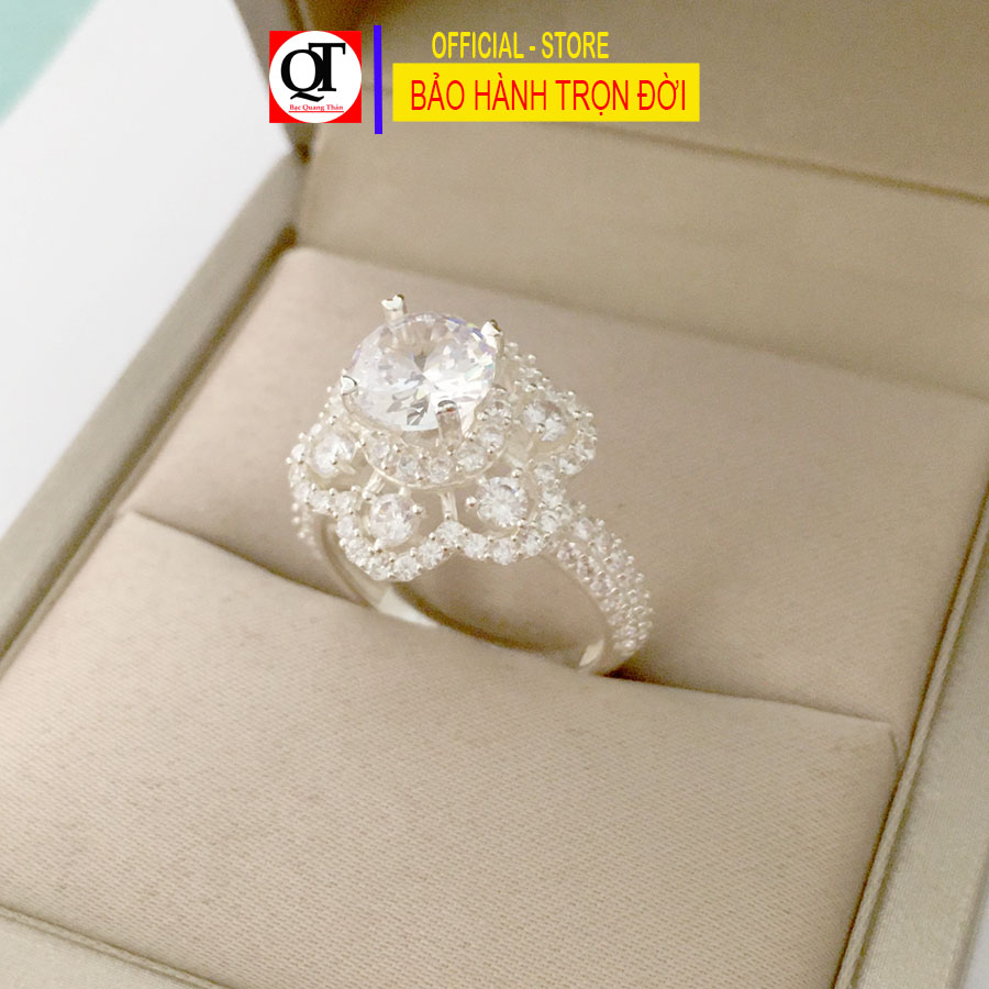 Nhẫn nữ bạc Hoa Đào ổ cao gắn đá kim cương nhân tạo 6ly chất liệu bạc ta trang sức Bạc Quang Thản - QTBT127