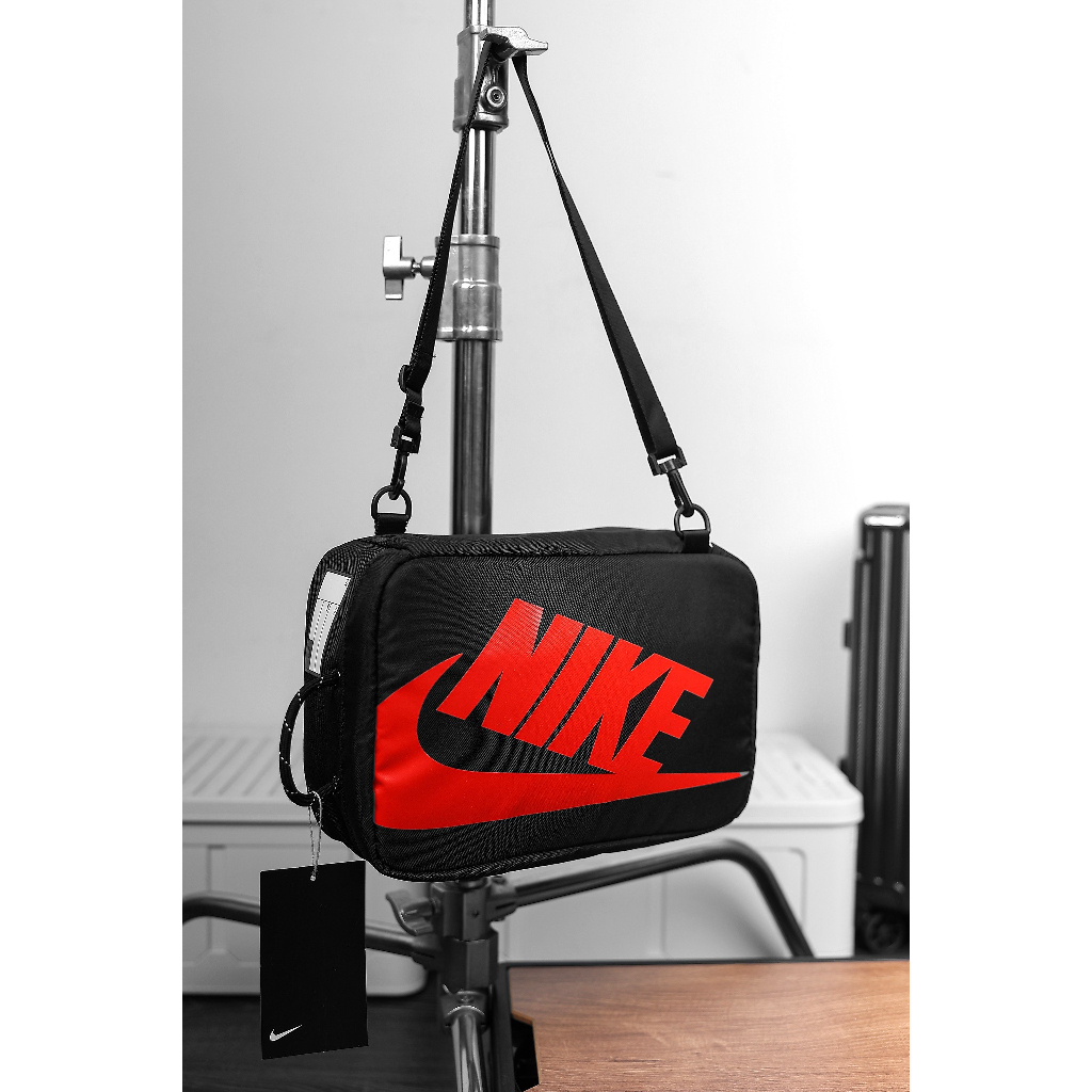 Túi Đựng Giày Đá Bóng Hàng Xuất Xịn Vải Polyester Chống Nước Túi Để Giày Du Lịch Bảo Hành Trọn Đời Khóa Kéo Đường May