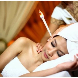 Nến xông tai đả thông kinh lạc