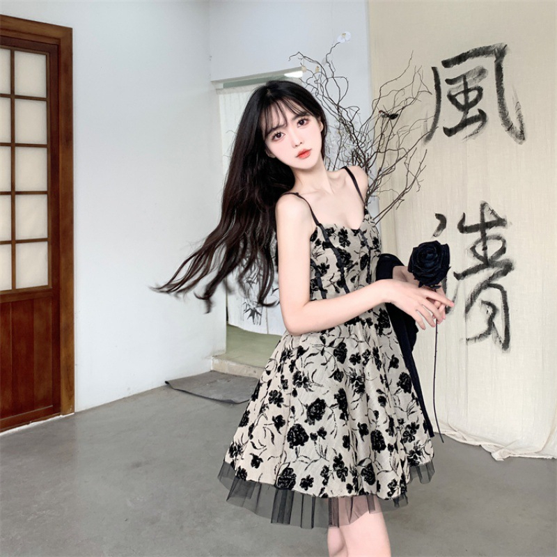 Set váy nữ - Váy hoa 2 dây kèm áo cadigan Có sẵn mút ngực Chất lụa hoa QC mềm mại không nhăn Kim Anh Shop