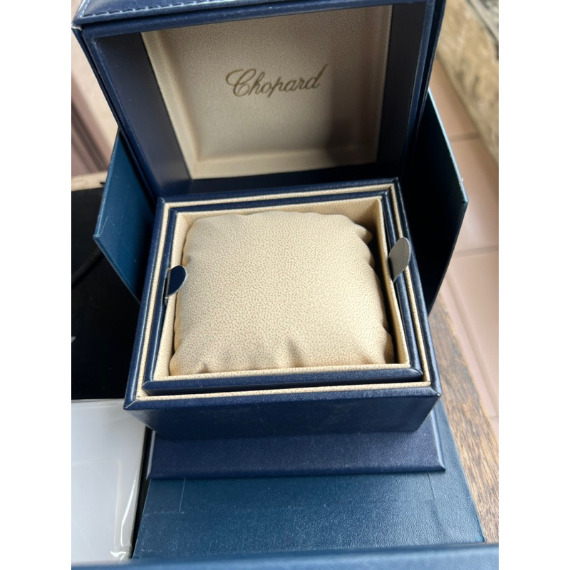 Hộp đồng hồ Chopard (không đồng hồ)