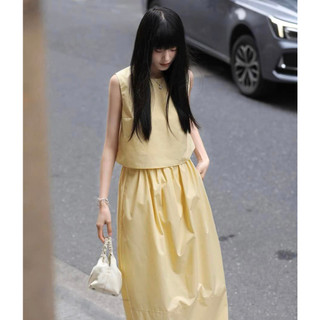 Set thô màu 3 lỗ và chân váy Eclipse Clothing