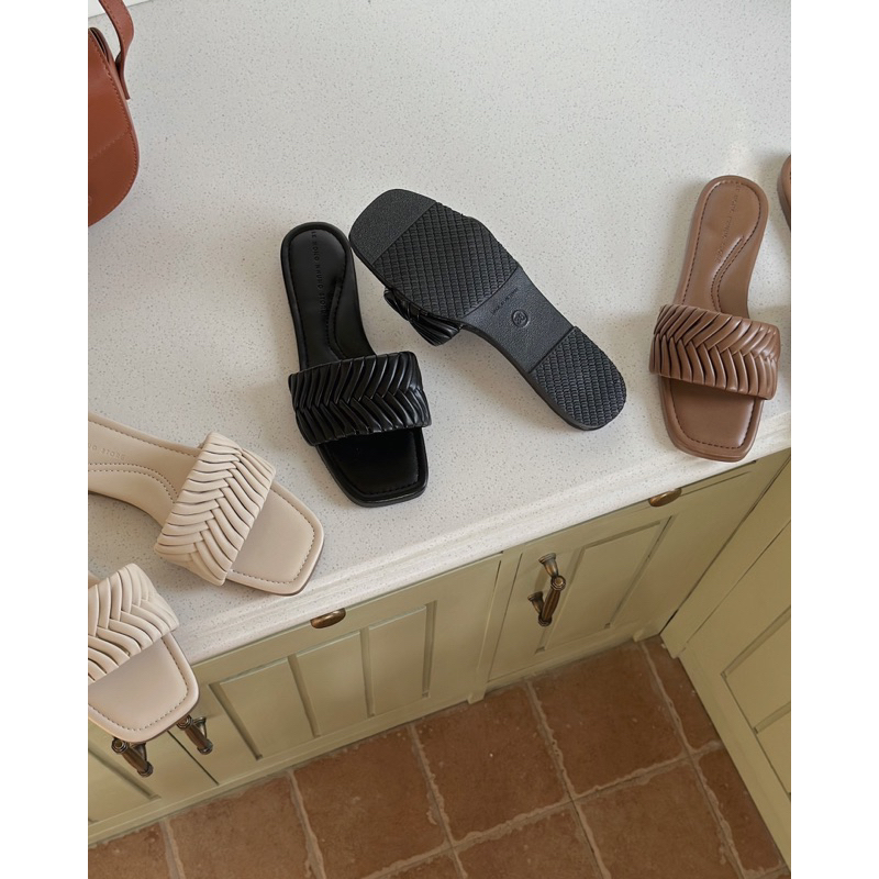 GL_A6_0310 dép bản to