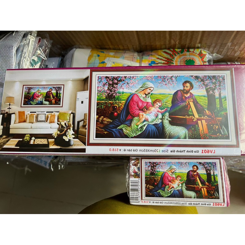 Tranh đính đá Gia Đình Thánh Gia 77209  chưa đính