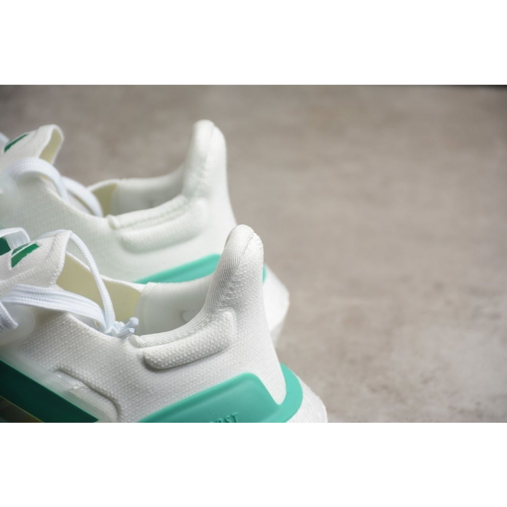 Giày Thể Thao Chạy Bộ Chuyên Nghiệp Ultraboost Light Full Box