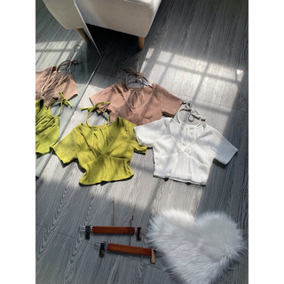 Áo xốp kiểu croptop cổ yếm cột dây