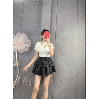 Áo xốp kiểu croptop cổ yếm cột dây