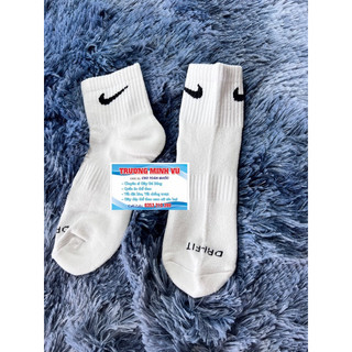 TẤT CỔ TRUNG - NIKE DRI FIT
