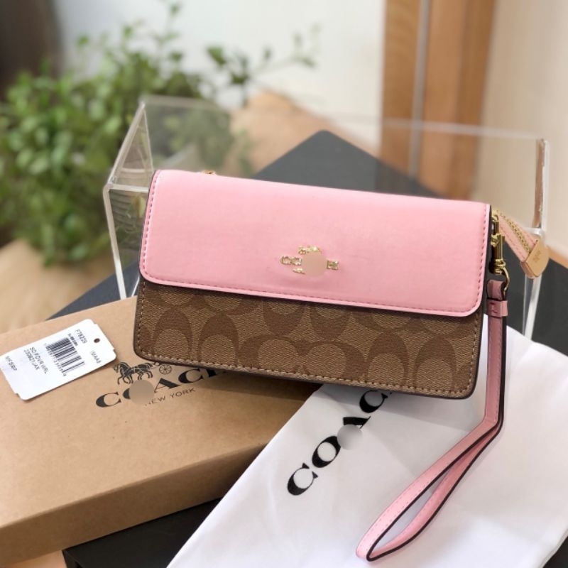 VÍ COACH FOLDOVER WRIST