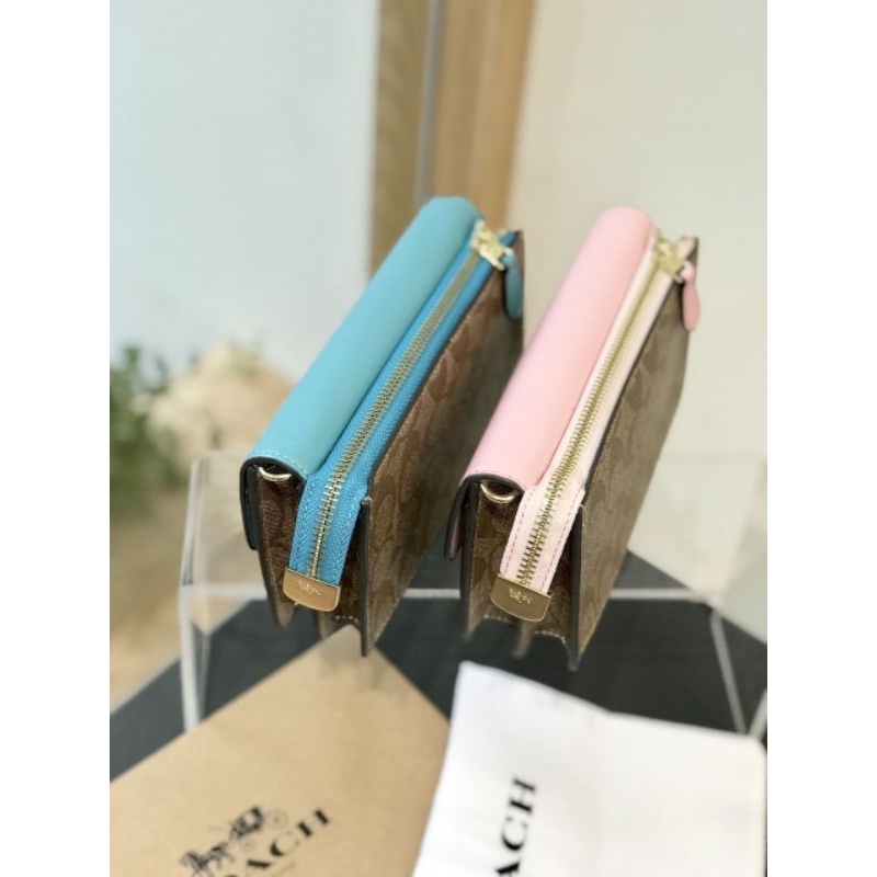 VÍ COACH FOLDOVER WRIST