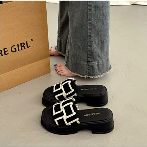 Dép lê đế dày kiểu Pháp nữ mùa hè thời trang đi bên ngoài 2023