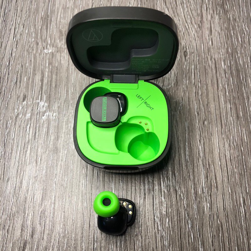 Tai nghe audio-technica sq1tw đã qua sử dụng