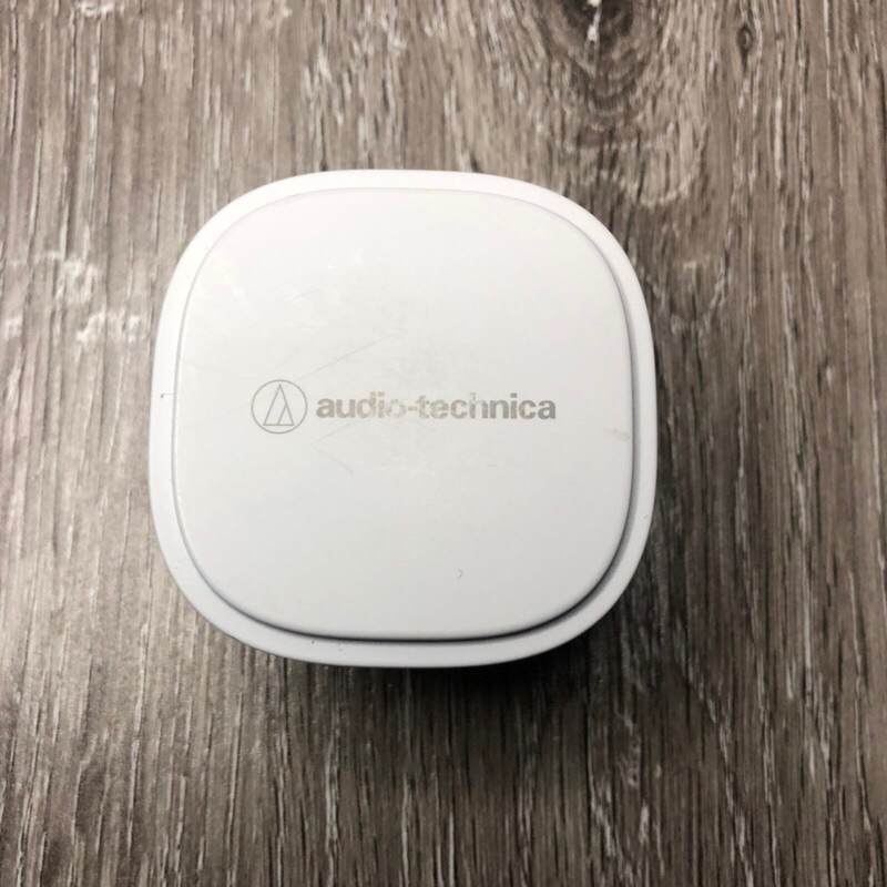 Tai nghe audio-technica sq1tw đã qua sử dụng