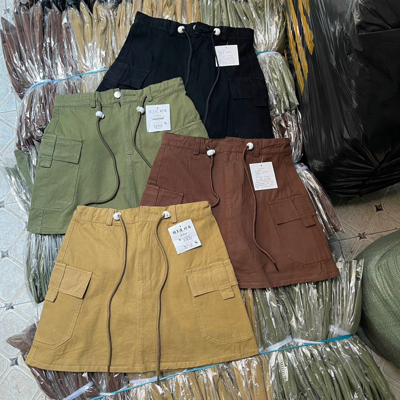 Chân váy kaki túi hộp xỏ dây