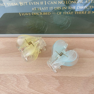 Kẹp tóc hình trái tim Modleaf Heart pin Hàn Quốc