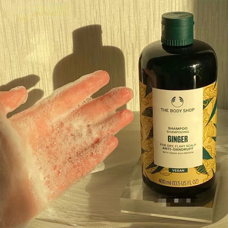 Chai lớn 400ml DẦU GỘI GỪNG TƯƠI GIẢM GÀU MƯỢT TÓC THE BODY SHOP Made in UK