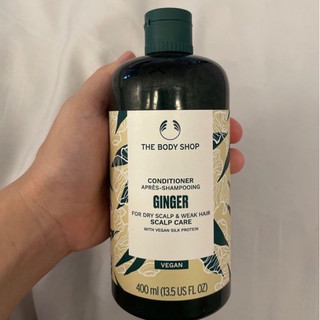 Chai lớn 400ml DẦU GỘI GỪNG TƯƠI GIẢM GÀU MƯỢT TÓC THE BODY SHOP Made in UK