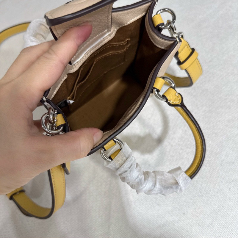 Túi Coach mini tote