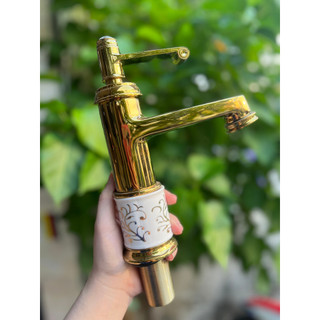 Vòi Lavabo nóng lạnh hoa văn