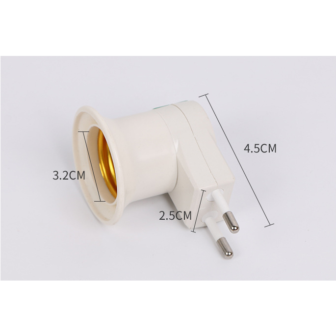 Đuôi đèn có công tắc dạng phích cắm, chuôi gắn đèn xoắn không dây có nút tắt mở tiện dụng, vỏ ngoài cách điện bền bỉ