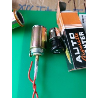 Sỉ 10 bộ chân tẩu cắm sạc. Chân tảu 12/24v