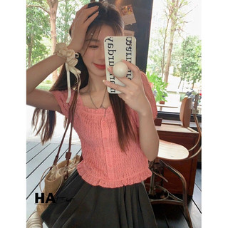 Áo trễ vai sắc màu