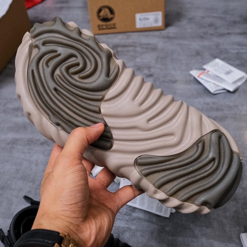 Dép Crocs Pollex By Salahe Bembury