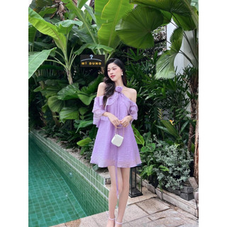 XINH QUÁ -VỚI EM ĐẦM SUÔNG CỔ YẾM, RỚT VAI BÈO CỔ- NHẸ NHÀNG, NGỌT NGÀO, CHẤT HẾT NHỮNG BẠN TRÒN TRÒN, BẦU BÌ CŨNG BON C