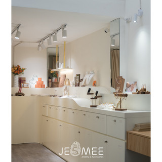 Khuyên tai Raffia JESMEE Dẻ quạt - E6573