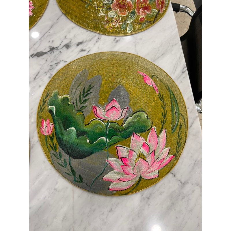 Nón cỏ bàng vẽ