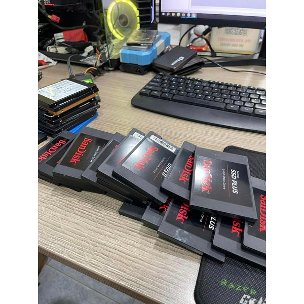 SSD 120 - 256 - 480G hàng tháo máy chạy tốt