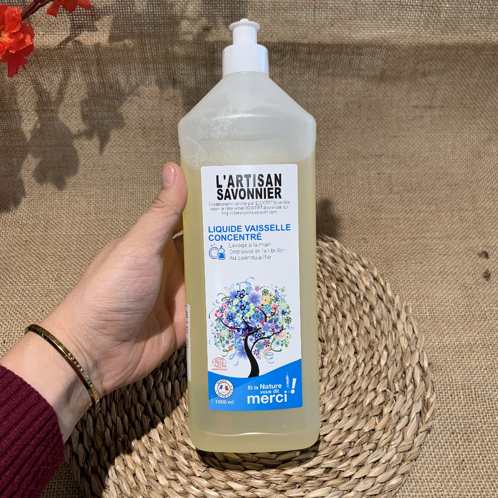 Nước rửa bát sinh học oải hương Artisan Savonnier 1L nội địa Pháp  không gây kích ứng an toàn với da tay