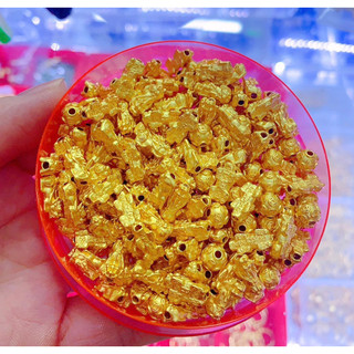 Charm tỳ hưu vàng xuyên vòng tết dây. Mã24k