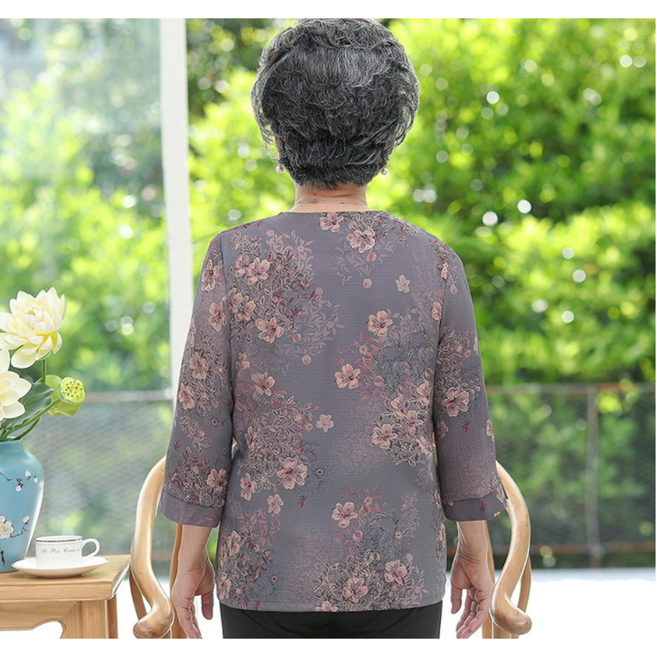 Áo lụa gấm cho cụ bà cao niên