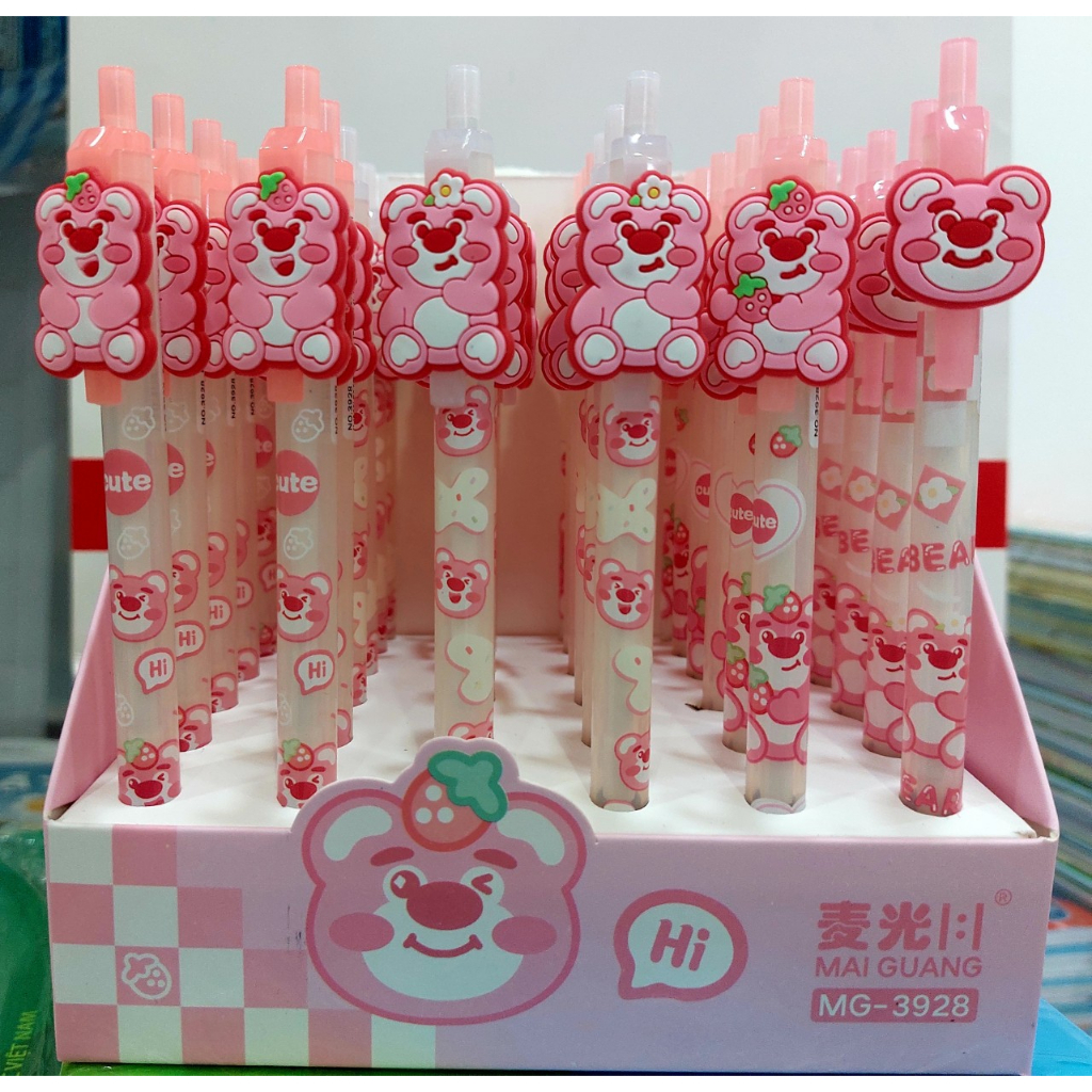 Bút chì bấm kim ngòi 0.5 mm có charm gấu dâu lotso