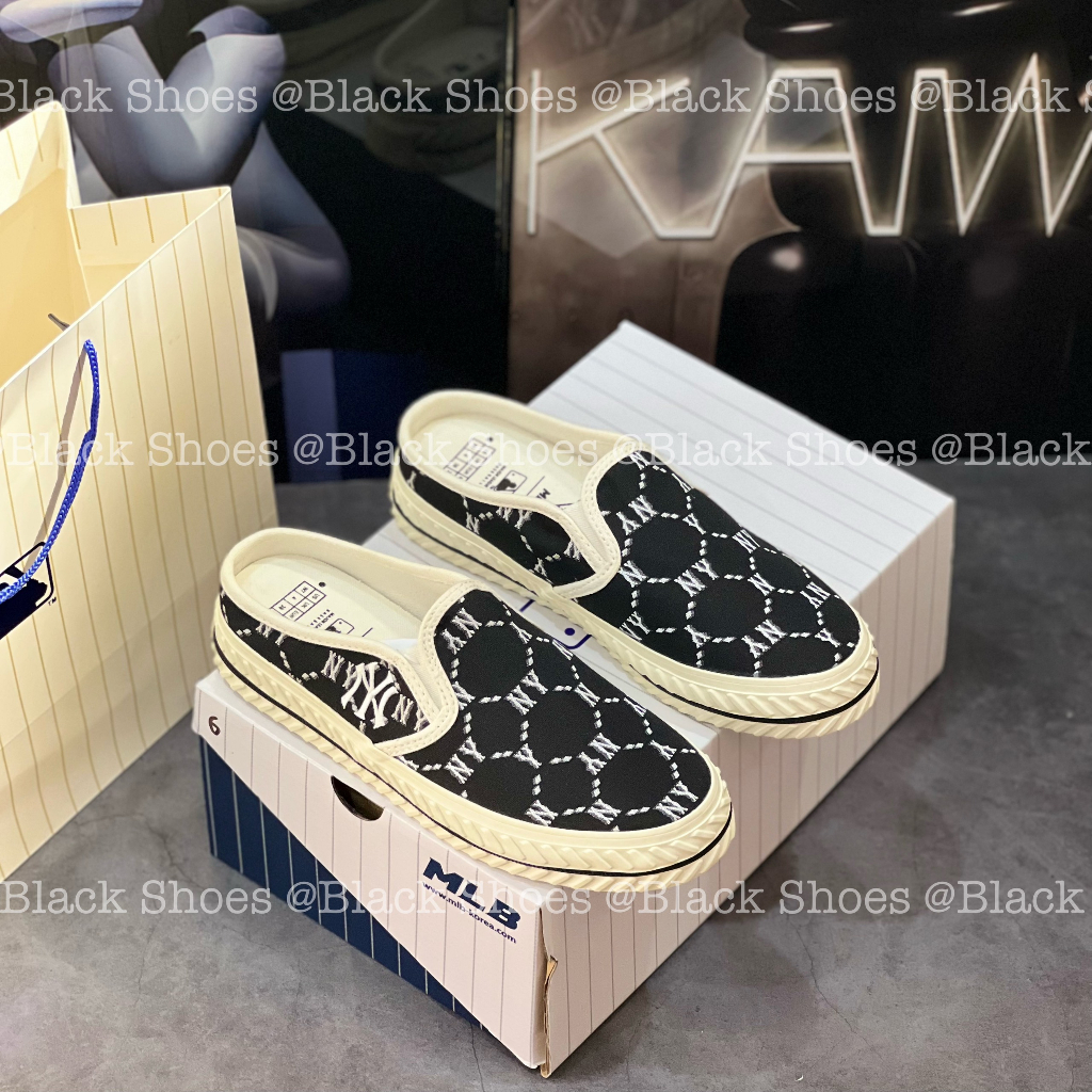 Sục Mule Dia New York Monogram Yankess Black White Phong Cách Trẻ Trung
